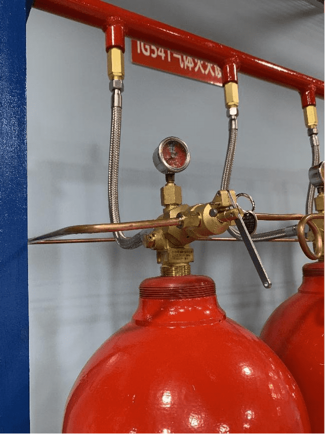 如何正确的使用气体灭火设备QMD15/8？